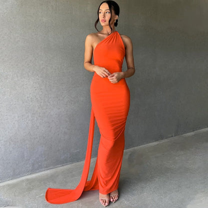 Solid Color Sleeveless Dress with Backless Design and Pleated Detailing