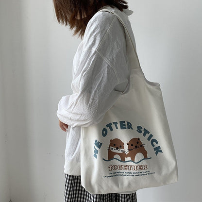 Stylish One-Shoulder Canvas Bag Featuring Vibrant Orange Fruit Print