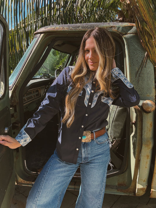 John Wayne Western Pearl Snap Button Up Top In Denim Blue