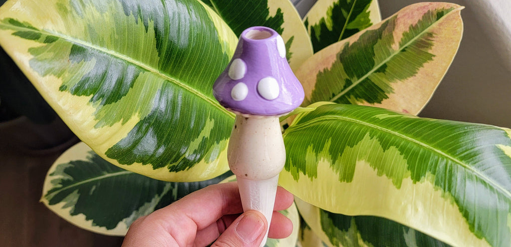 Small Toadstool Watering Spike