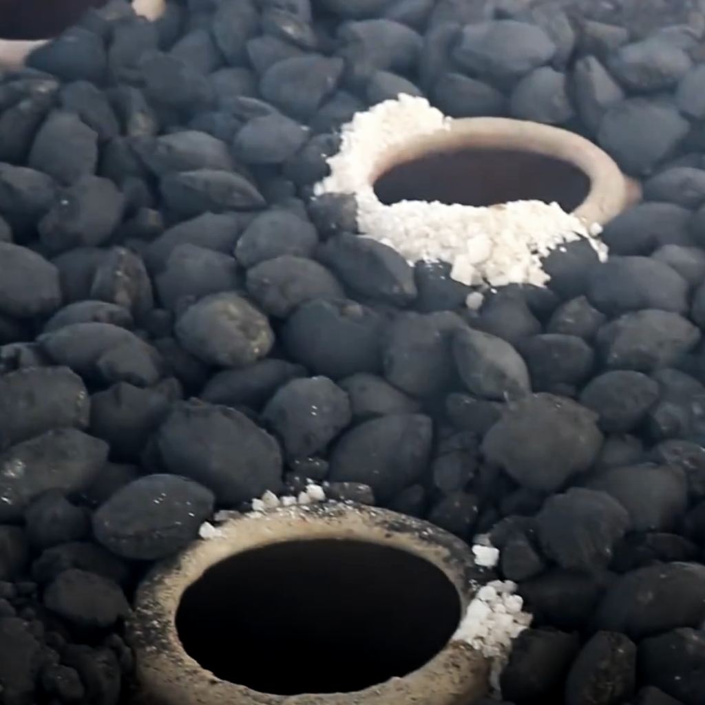 Black Mineral Salt (Kala namak) - Single Origin Spice