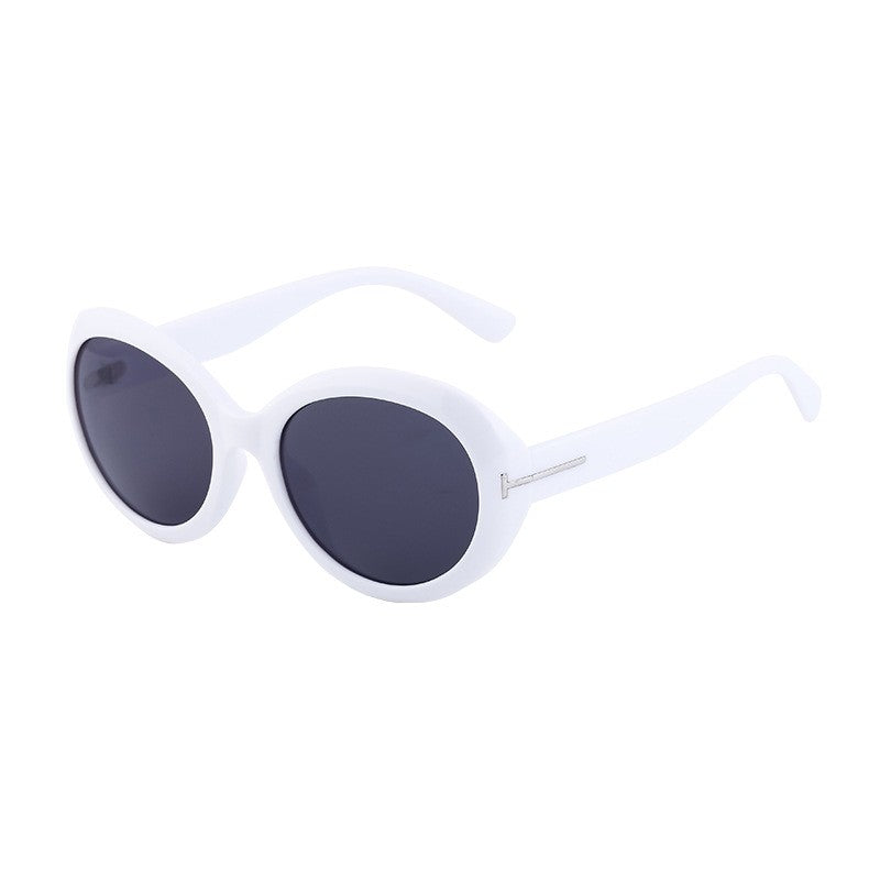 Ladies Trendy Fashion Oversized Cat Eye Sunglasses
