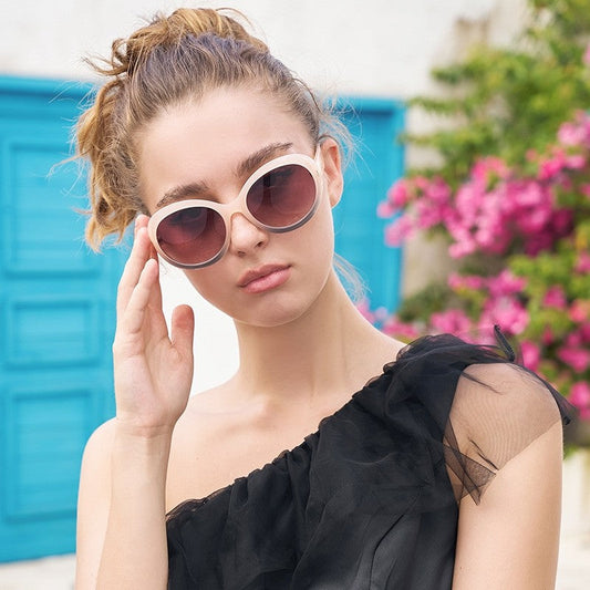 Ladies Trendy Fashion Oversized Cat Eye Sunglasses
