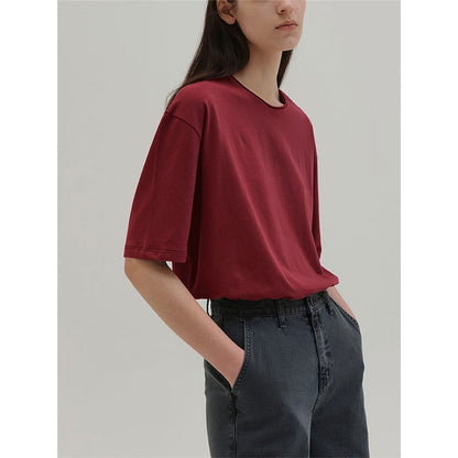 Round-Neck Short-Sleeved Plain T-Shirt With Contrast Hem For Women.