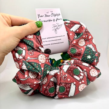 Green Lights and Coffee Christmas Scrunchie Set