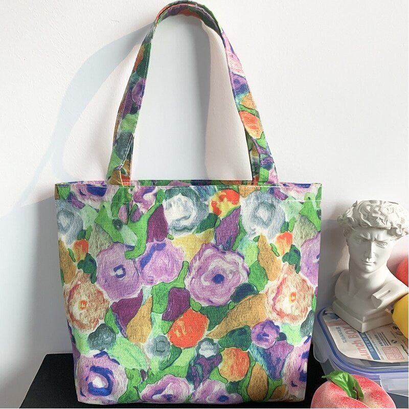 Fresh Floral Grid Cloth Tote: A Stylish and Artistic Accessory