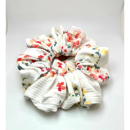White Floral Summer Ribbed Scrunchie