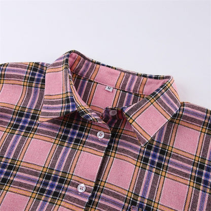 Loose-Fit Plaid Shirt in Classic Style