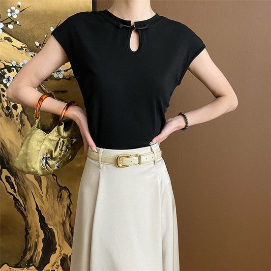 Round Hem Side Buckle T-Shirt