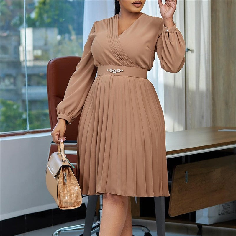 Stylish V-Neck Pleated Dress in Solid Color