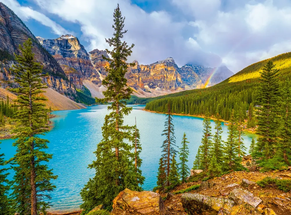2000 Piece Jigsaw Puzzle, Moraine Lake, Banff National Park, Canada, Scenic Canadian Rockies Nature, Mountain Landscape, Adult Puzzle, Castorland C-201037-2