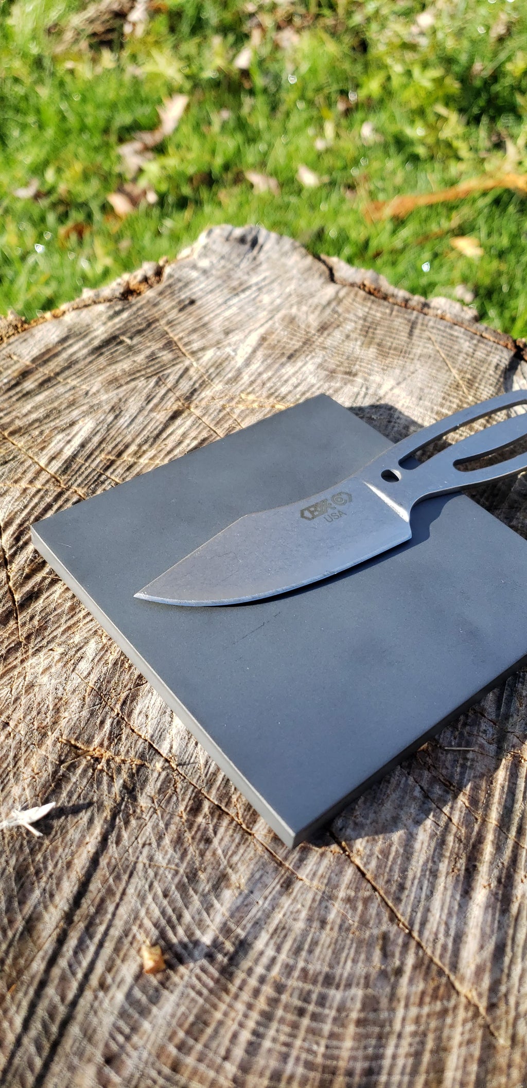 The Grimalkin - Ultra Portable Bushcraft Knife