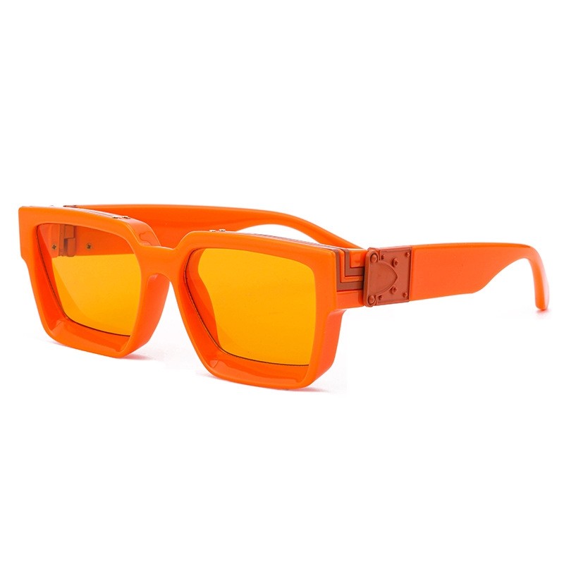 Lightweight And Stylish Oversized Sunglasses