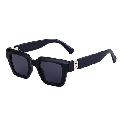 Women's Trendy Lightweight And Fashionable Square Sunglasses