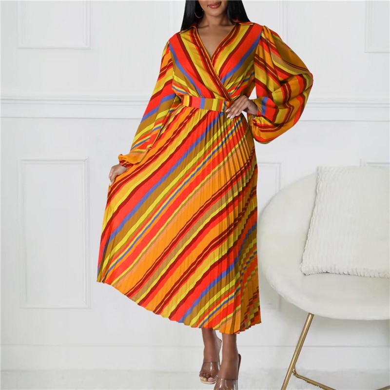 Printed Turn-Down Collar Dress in Solid Color