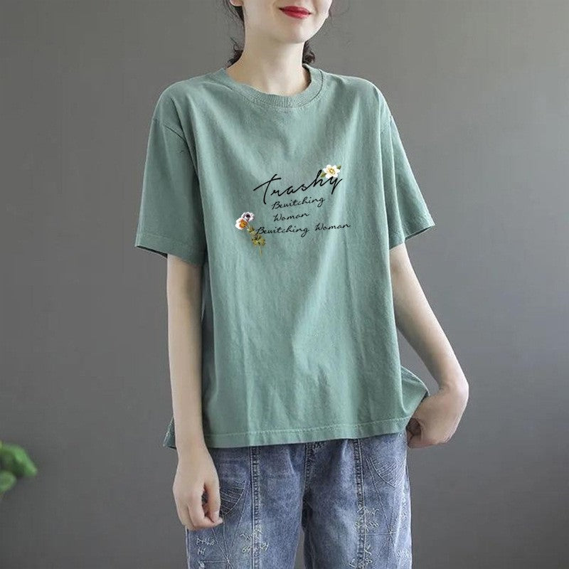 Relaxed Fit Women's T-Shirt Featuring Solid Color Print