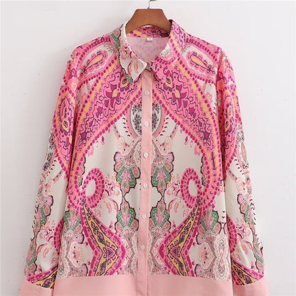 Stylish Oversized Shirt with Printed Collar