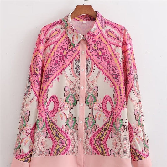 Stylish Oversized Shirt with Printed Collar