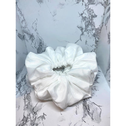 White Knit Scrunchie