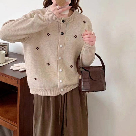 Long Sleeve Crewneck Single Breasted Knitted Cardigan Sweater