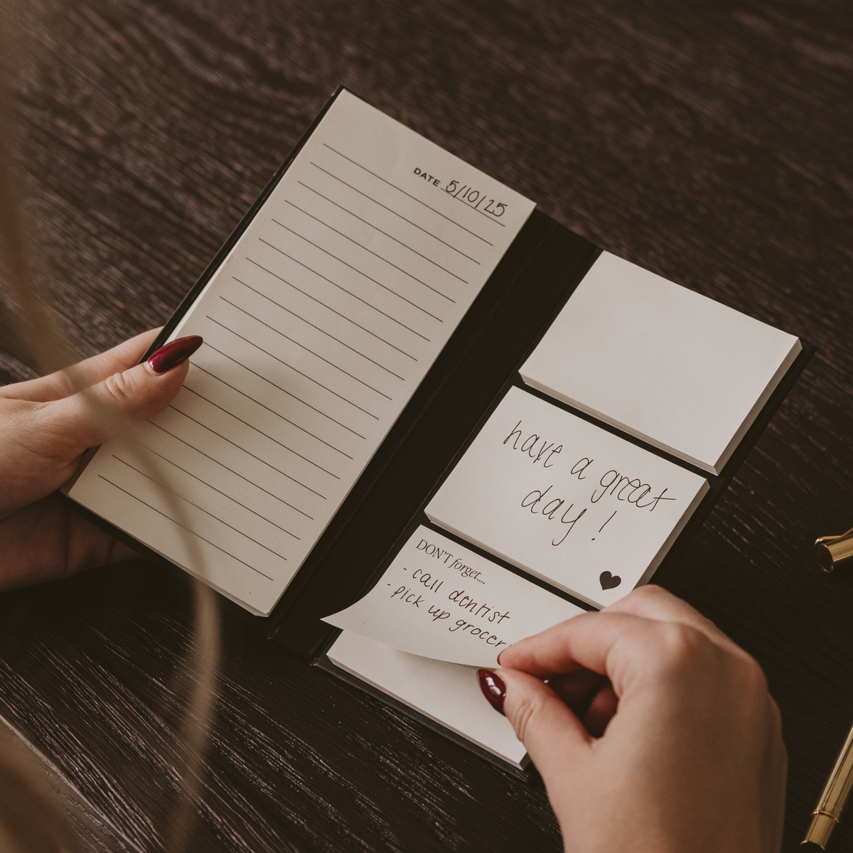 *NEW* Portable Sticky Notes Booklet - Stationery & Gifts