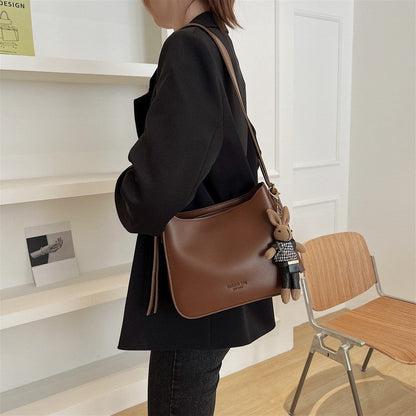 Chic Crossbody Bag with Hundred Shoulder Design