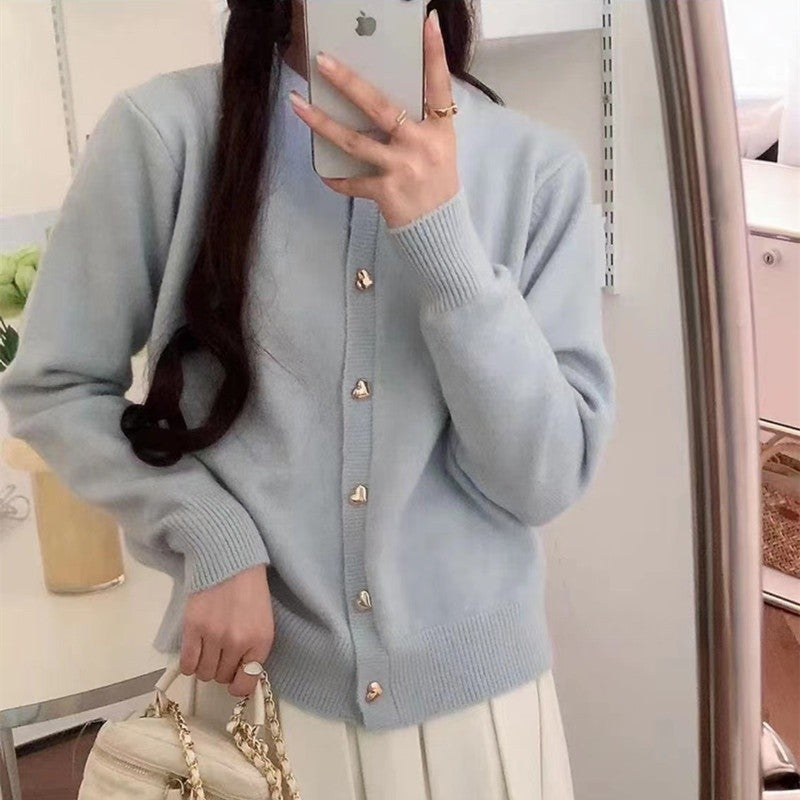 Soft And Cozy Knitted Cardigan With Heart-Shaped Buttons