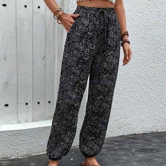 Stylish Printed Skinny Jeans for a Casual and Versatile Look