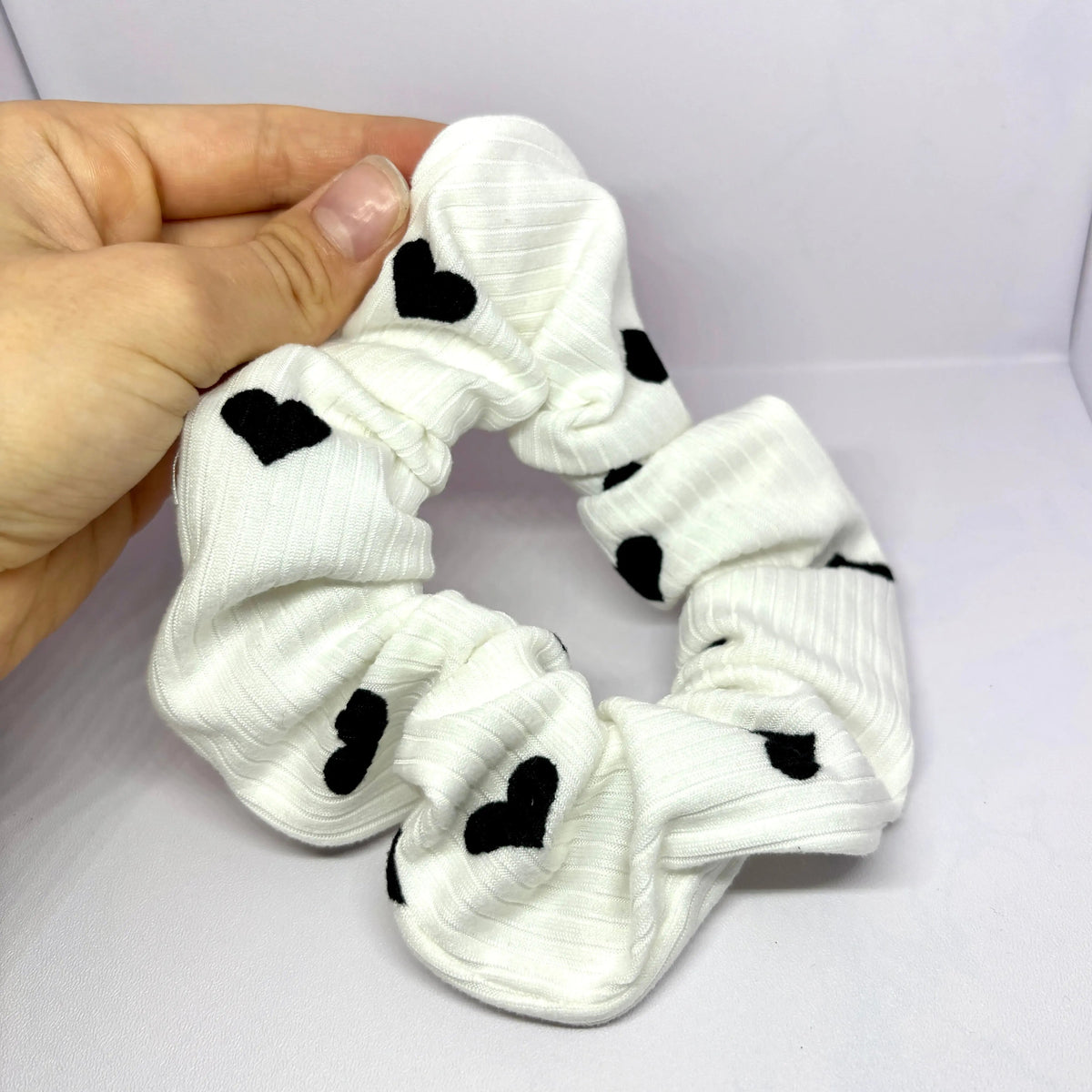 Mini White Heart Ribbed Scrunchie