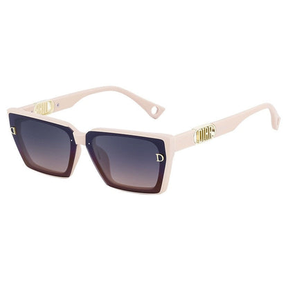 Fashionable Square Sunglasses For UV Protection For Women