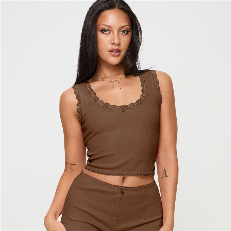 High-Waisted Shorts Set with Lace Splicing and Suspender Detail