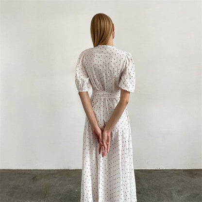Five-Point Bubble Sleeve Lace-Up Floral Sleep Dress

Suggested Optimization:
Floral Lace-Up Sleep Dress with Bubble Sleeves