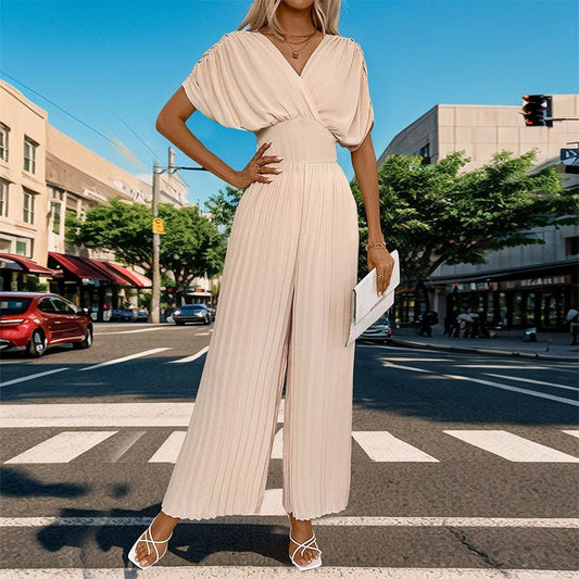 Sleek Slim-Fit Pleated Dress in Solid Color