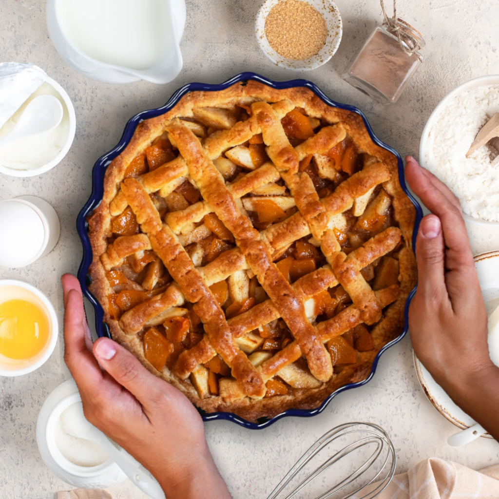 Le Regalo Stoneware Pie Dish – Non-Stick Glazed Round Baking Pan for Perfect Crusts