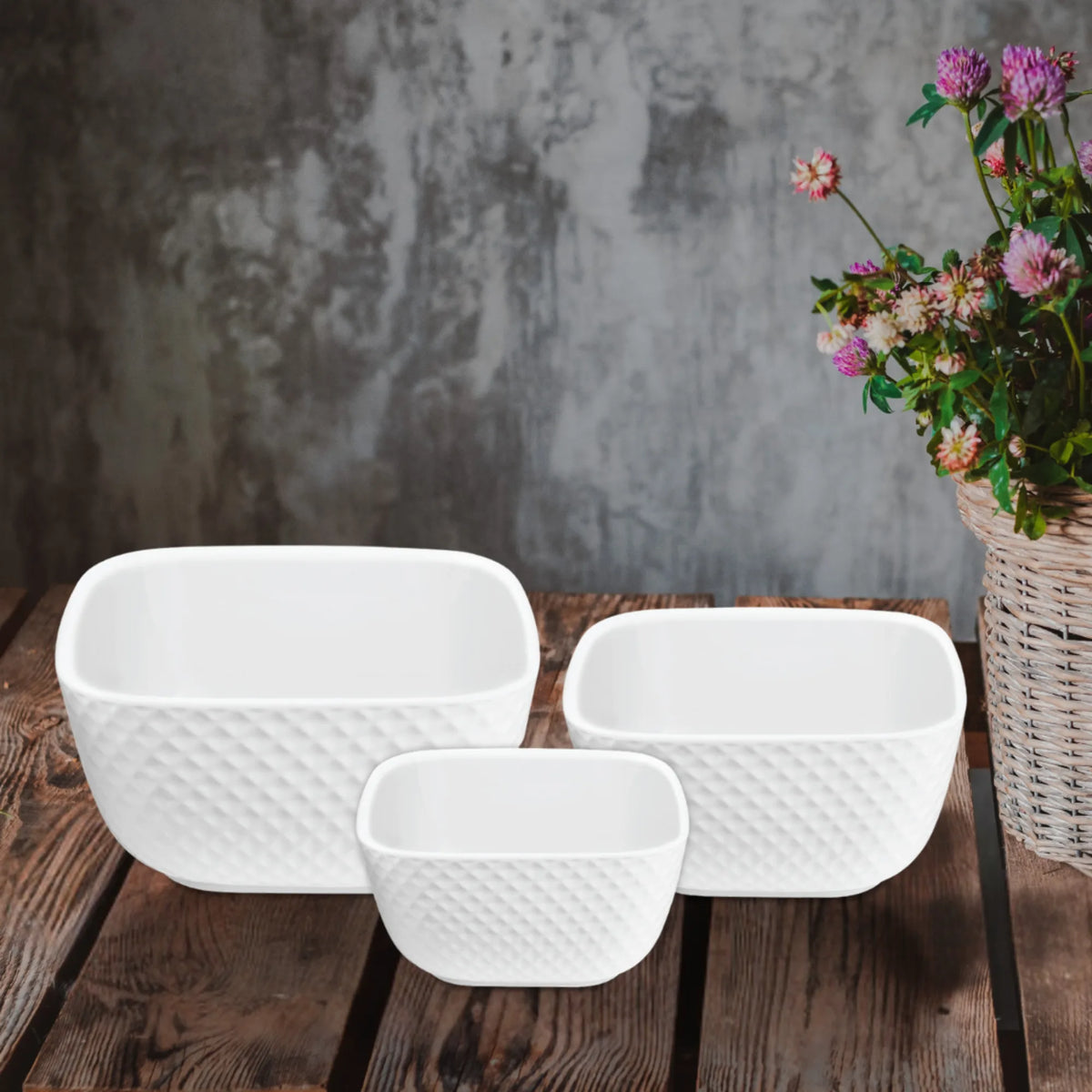 Le Regalo 3 Piece Stoneware Square Bowl Set – Honeycomb Design, Oven & Microwave Safe