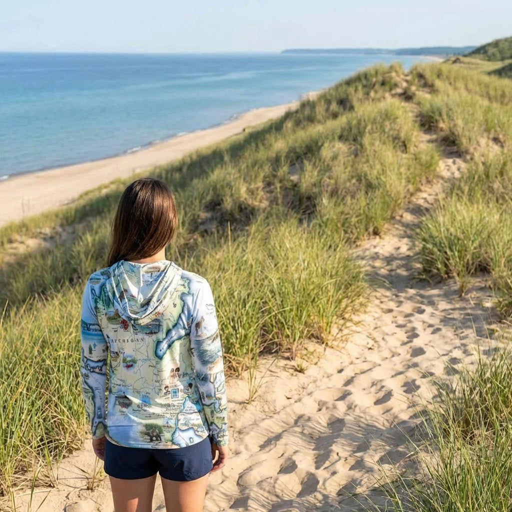 Michigan Map UltraLight Sunshirt Hoodie – UPF 50+
