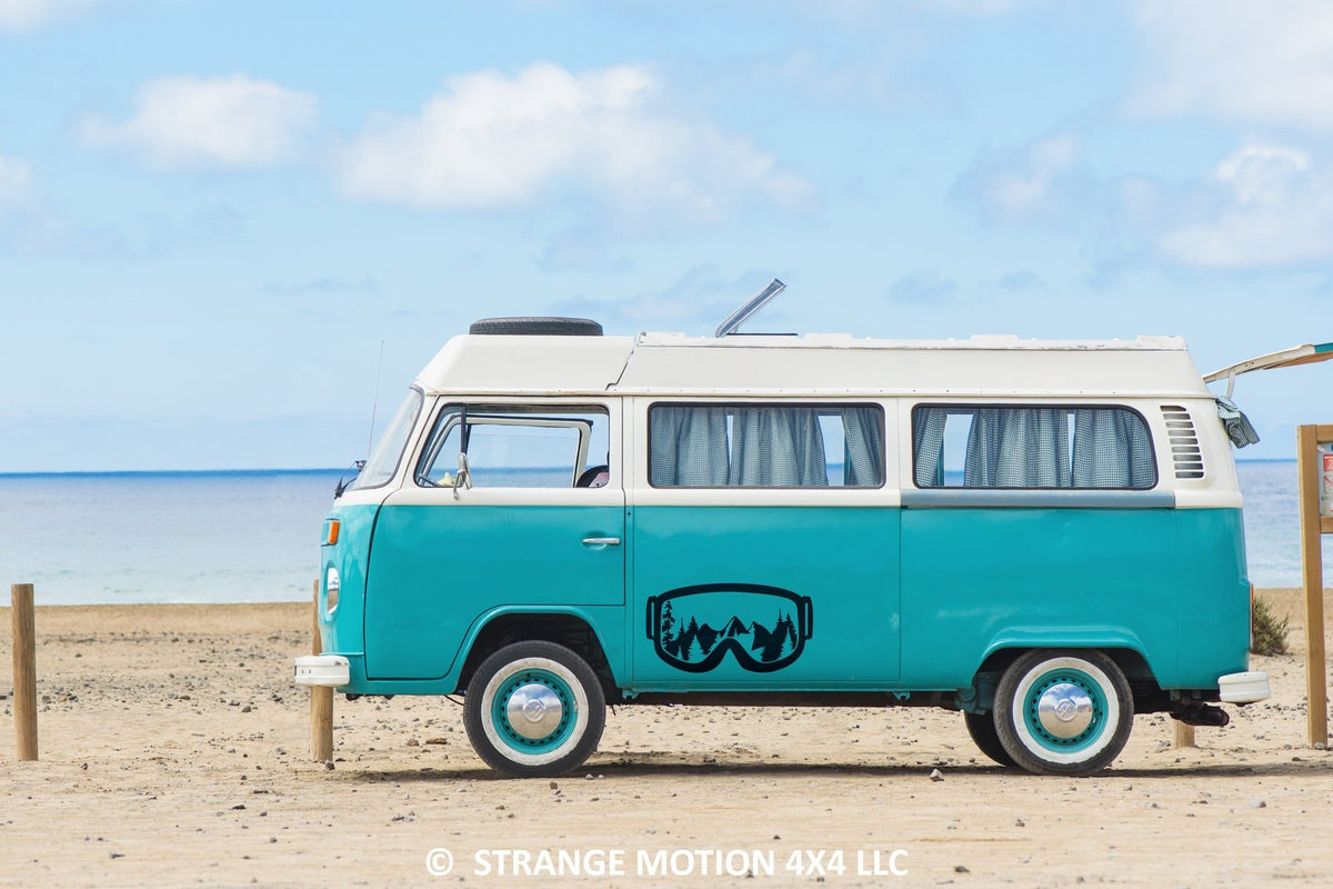 Mountain Goggles Vinyl Decal | 65