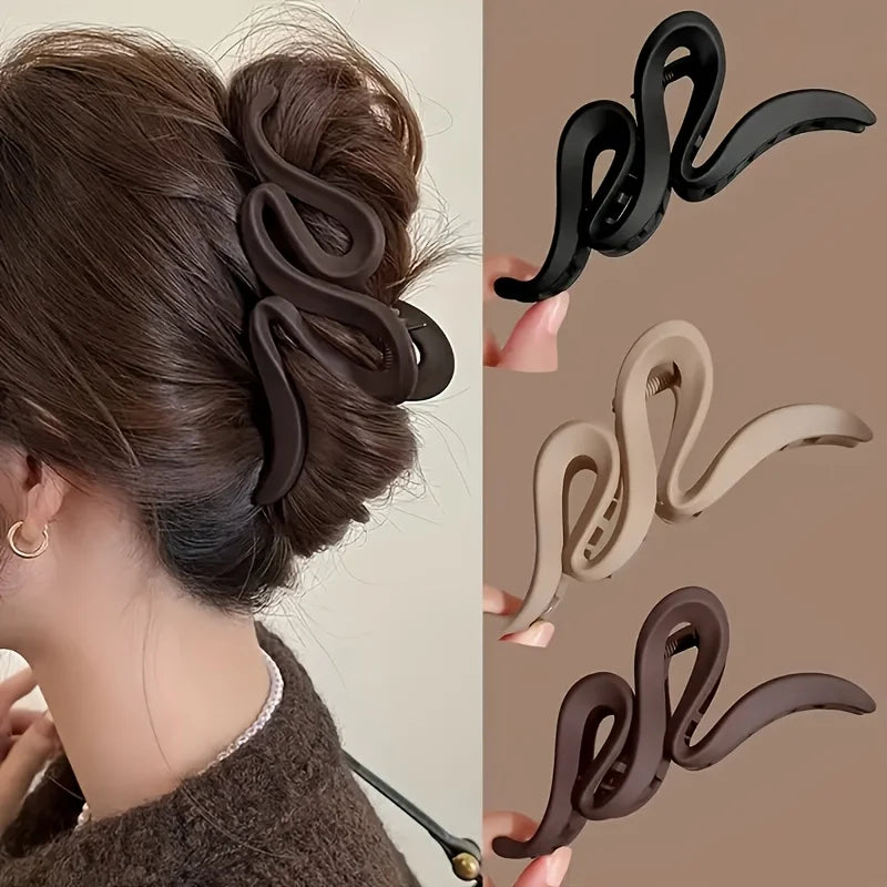 1 Set of 3 Large Matte Wave Hair Clips for Women - Retro Y2K Style Solid Color Shark Clips, Easy to Secure & Style Hair