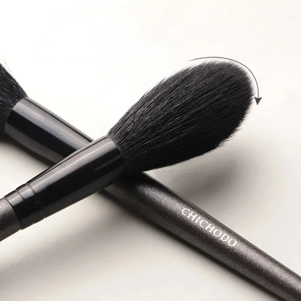 Professional Goat Hair Face Makeup Brush | Highlighter & Blush Brush