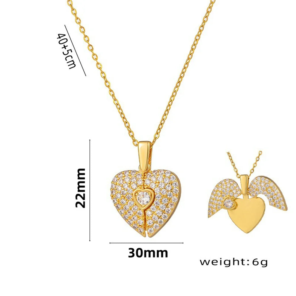 Stylish and Personalized Heart-shaped Necklace for Women High-end and eExquisite Pendant Stainless Steel Clavicle Chain Jewelry