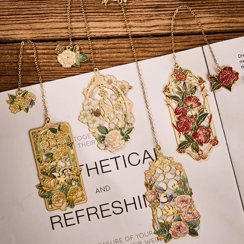 Retro Metal Aesthetic Rose Bookmark Pendant Chinese Style Floral Painting Bookmark Student Reading Mark Book Accessories Gift