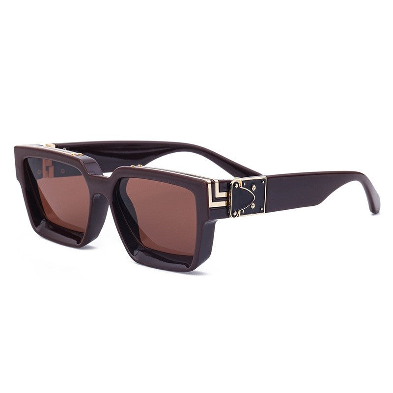 Fashionable Lightweight Oversized Square Sunglasses