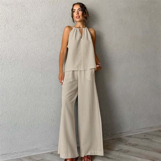 Sleeveless Top and Pants Pajama Set in Solid Color