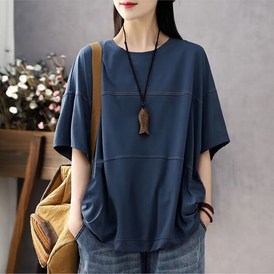 Relaxed-Fit Casual T-Shirt Featuring Line Paneling