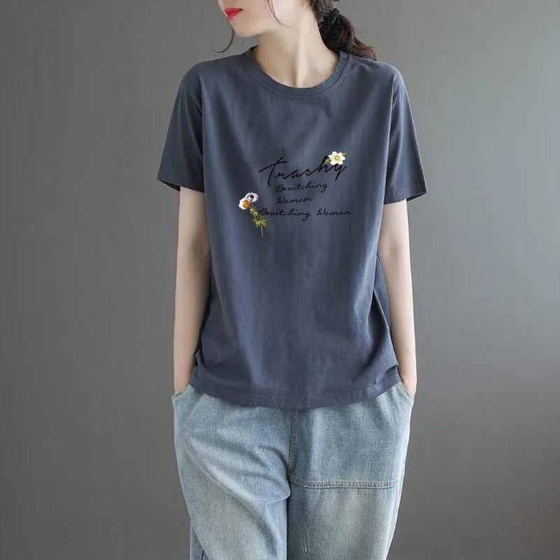 Relaxed Fit Women's T-Shirt Featuring Solid Color Print