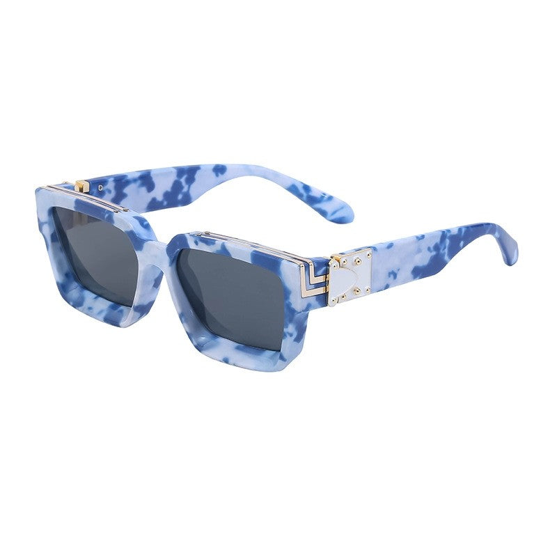 Lightweight And Stylish Oversized Sunglasses
