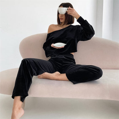 Velour Lounge Set: Solid Color Long Sleeve Crewneck Top and Pants