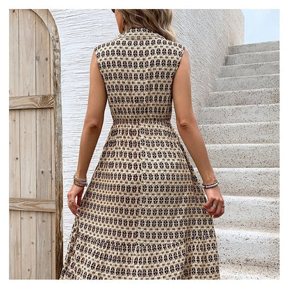 Sure! Here is an optimized title for your clothing product in English:

"Elegant V-Neck Sleeveless Maxi Dress