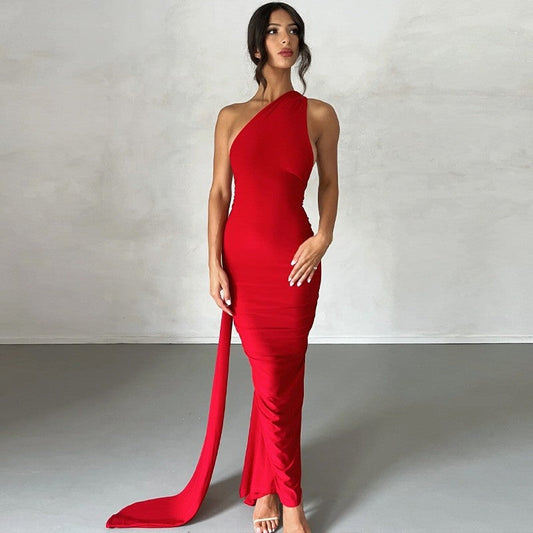 Solid Color Sleeveless Dress with Backless Design and Pleated Detailing