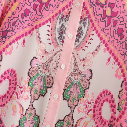 Stylish Oversized Shirt with Printed Collar